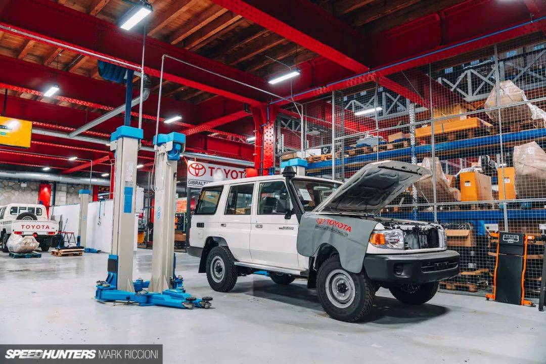 拥有六颗te37的丰田fj60 6x6,上天入地小霸王_搜狐