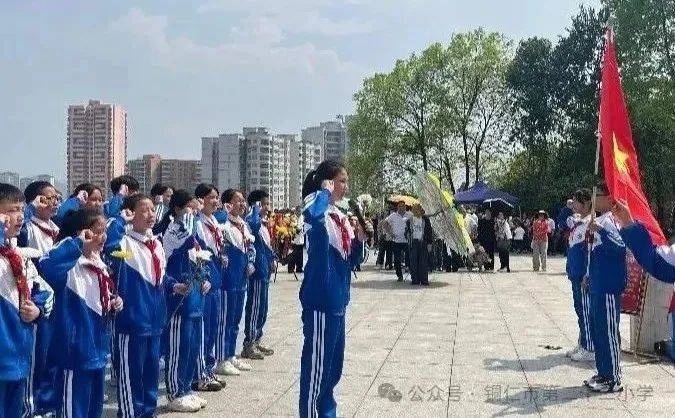 万山区各学校开展"清明祭英烈"系列活动_铜仁_教育_组织