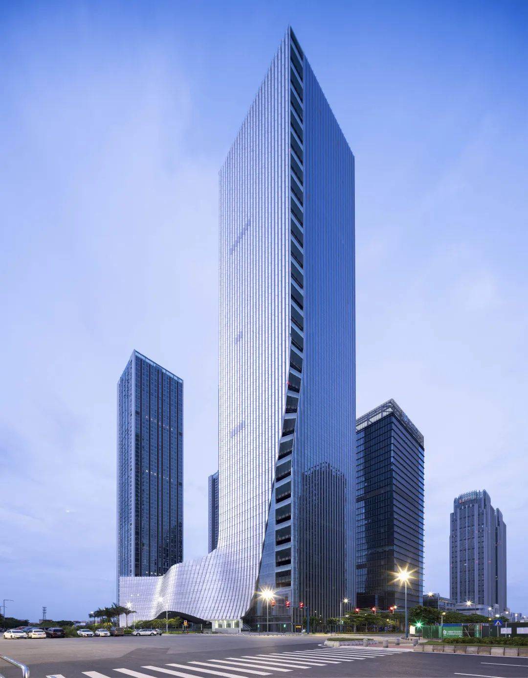 ccdi21设计工作室城市连通器佛山企业家大厦