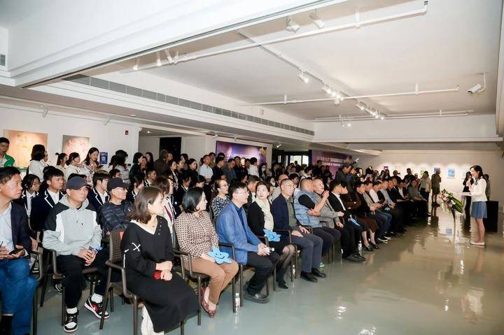 浙江赛丽美术馆连续10年为来自星星的孩子举办公益画展