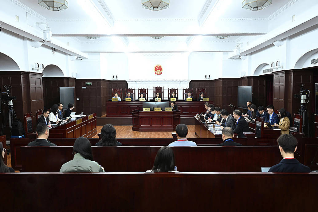 庭审现场 上海金融法院 供图近日,上海金融法院公开开庭审理某农村