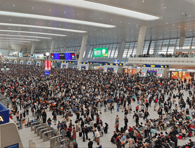 花莲震后12小时接连的余震崩塌的景点和扩散的影响面