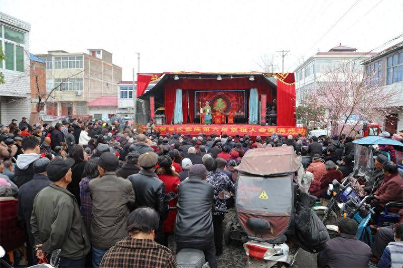 杨楼孜镇吴氏宗亲举办第二届农副产品交流会