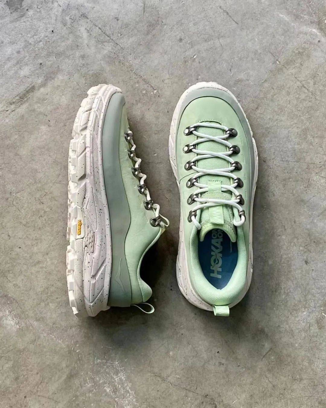 新品Hoka Tor.Summit 