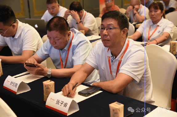 文化思澜小袜子大作为专访恒源祥商超产业工厂厂长张子睿