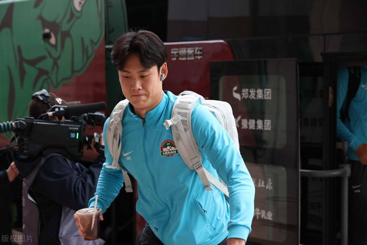 中超第4轮最差阵容出炉!武汉三镇主力军,两大归化国脚携手入围