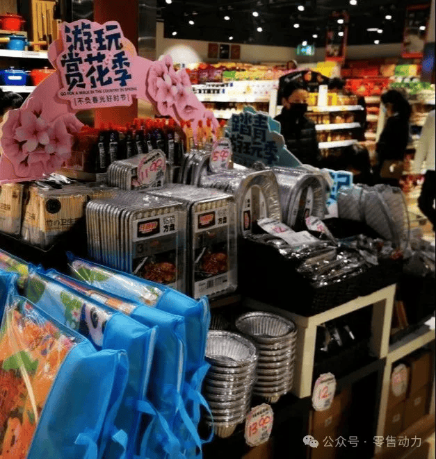 一把刷子不够,你得多备几把刷子,不仅可以刷肉刷菜,还可以刷金针菇