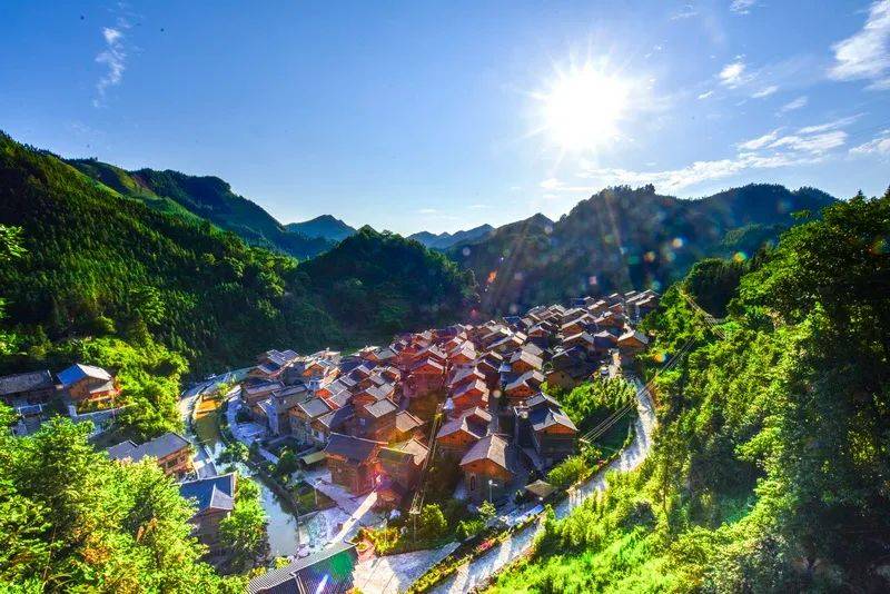 截稿提醒万重山杯中国布依族摄影大展