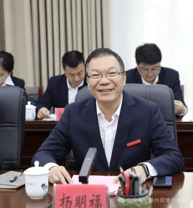 上犹县委书记刘洪梅在致辞中说,上犹县人民政府与赣南卫生健康职业