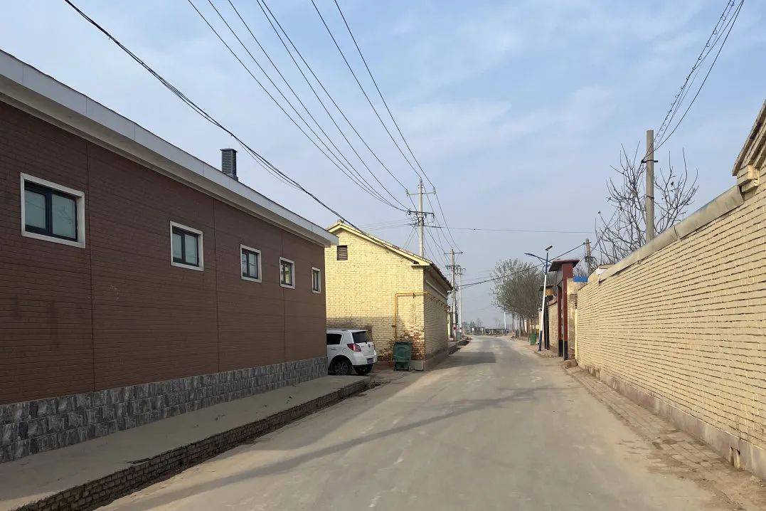 双争进行时现场观摩鼓干劲人居环境再提升千童镇开展人居环境整治观摩