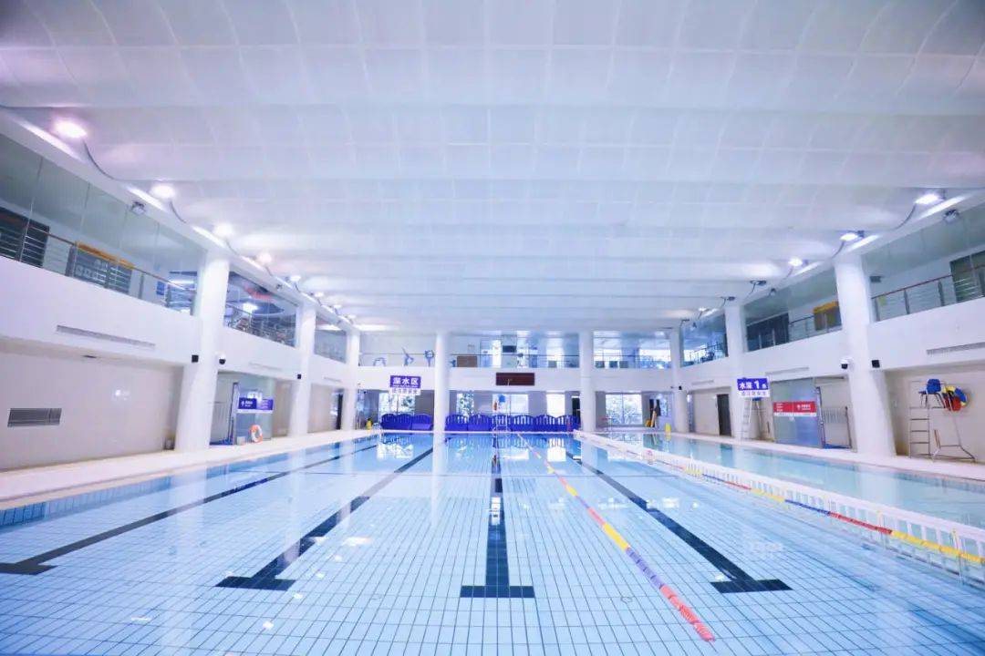 恒温泳池,健身房,羽毛球馆……_服务_大场_游泳馆
