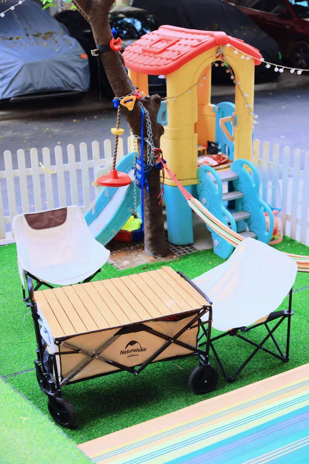 在成都迪士尼方圆3公里找不到一个滑滑梯