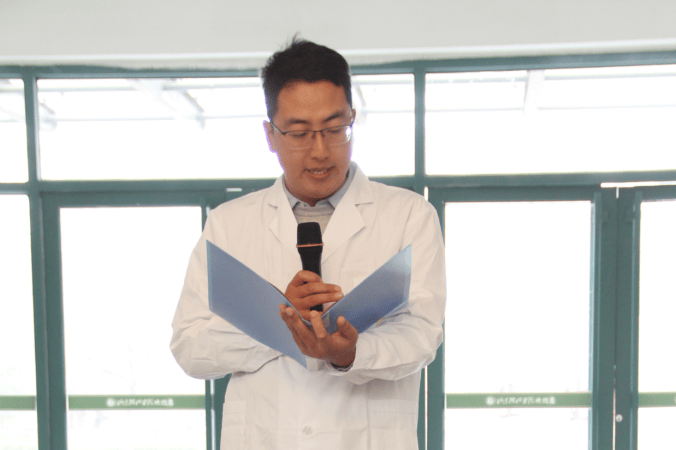 我校护理学院举行提灯前行寻初心61铭誓奋斗传精神南丁格尔宣誓活动