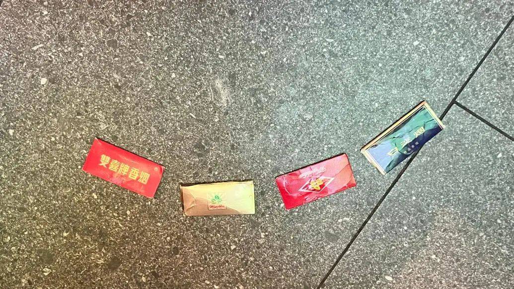 “烟卡”成小学生新宠,到底该不该禁?_游戏_家长_孩子