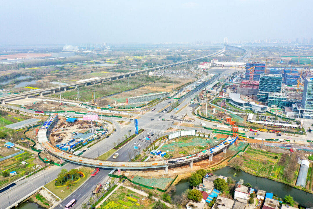 早在去年,芜湖市民政局就对江北新区的92条道路进行了正式命名,6条