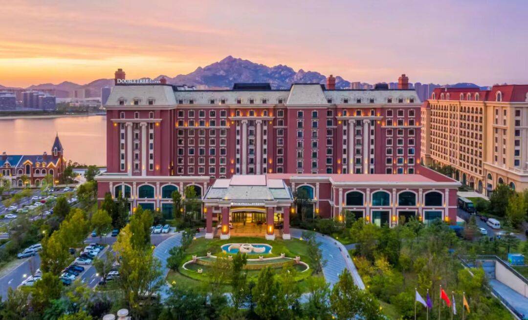 冲钻石!飞猪大招,买酒店送机票,100元住希尔顿