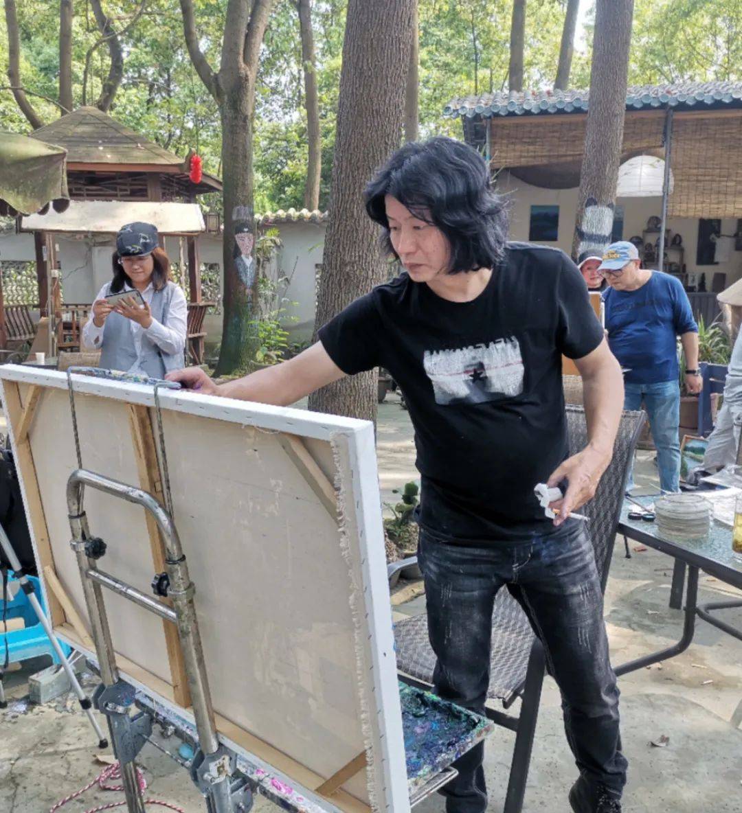 展讯春夏和合几付颜色绘画作品展