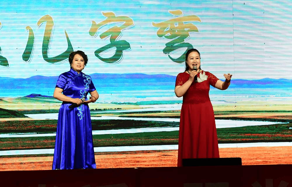 晋剧戏歌《千秋梨园情》汉服表演《汉唐古韵》呼麦 《上海产的半导体