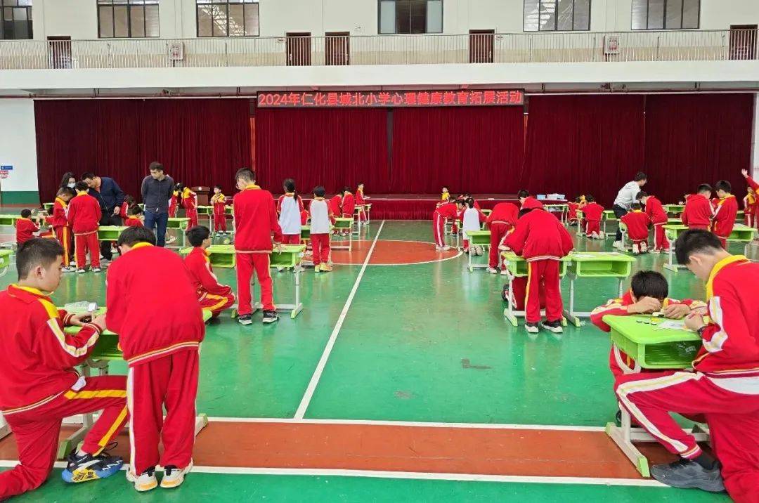 城北小学举办2024年科技小制作比赛