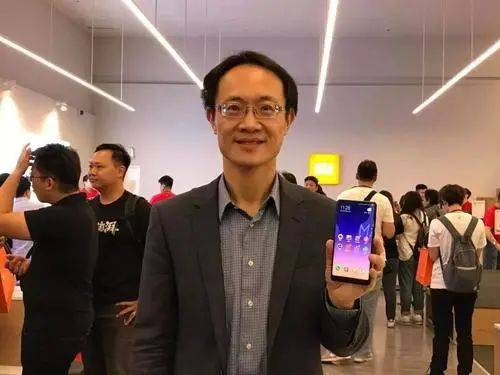 小米su7大定超10万这位身家380亿的潮汕人成为大赢家