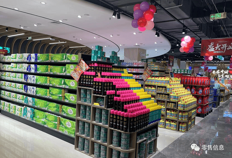 一组标准美陈传统超市能做到这样还是不错的