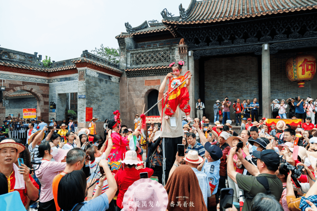 沙湾飘色巡游图片图片