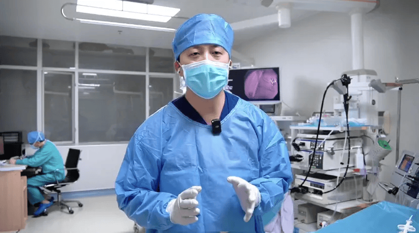 他向记者讲述了广州日报新花城记者采访了邓辉医生,日前,在科普视频中