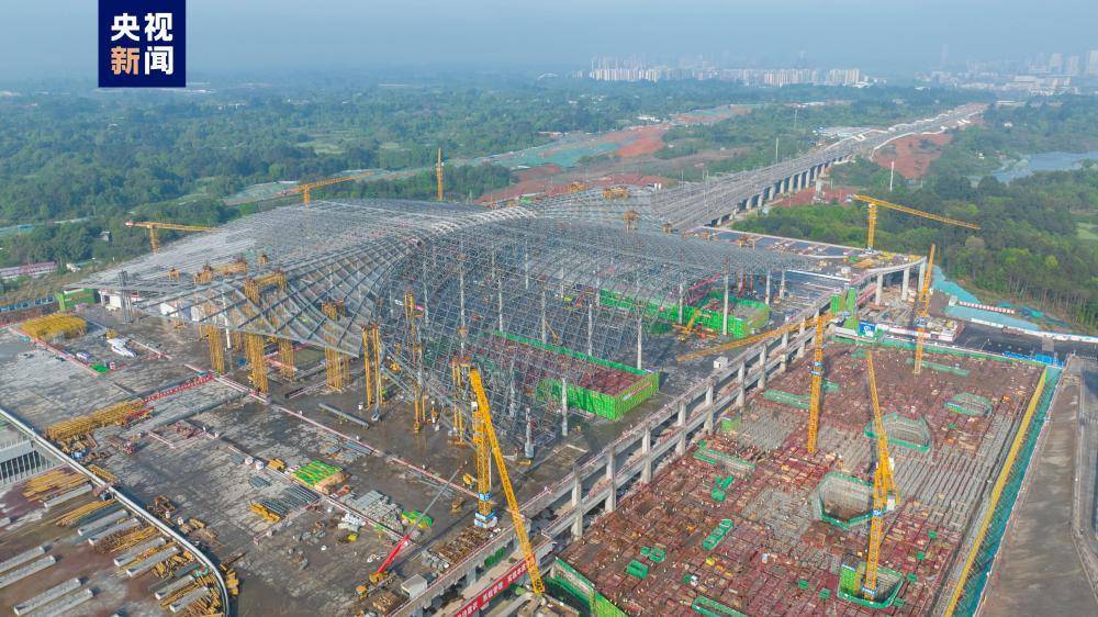 张开钢铁翅膀四川这个超大高铁站迎来新进展