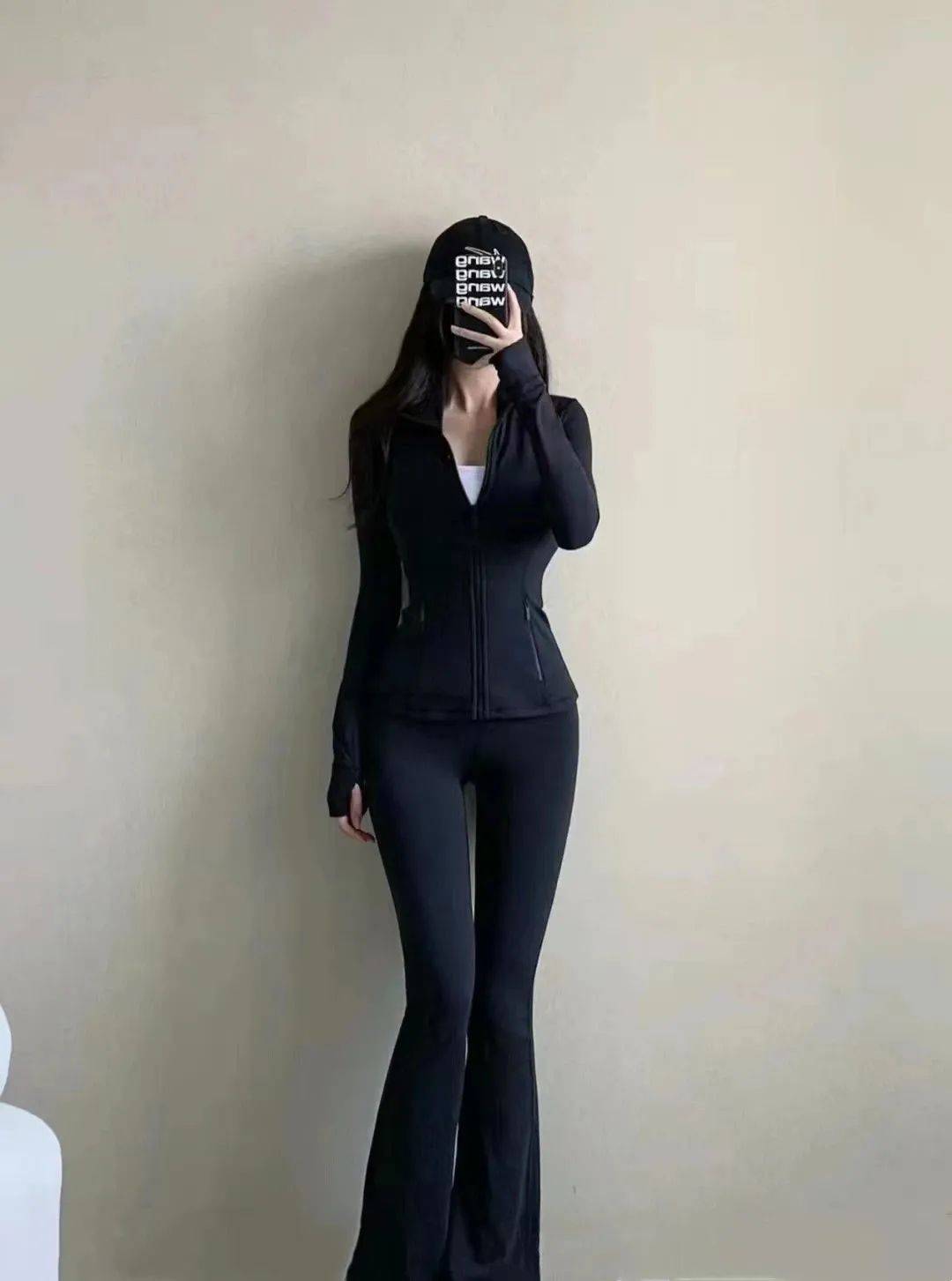 马思纯卫衣喇叭裤太青春学生妹啦开春这组穿搭显高10厘米显瘦10斤