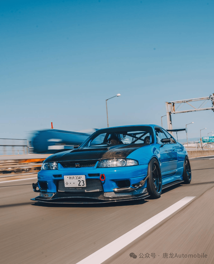 在这里,不仅欣赏到了丰富多彩的汽车文化,还领略到了日本独特的风土人