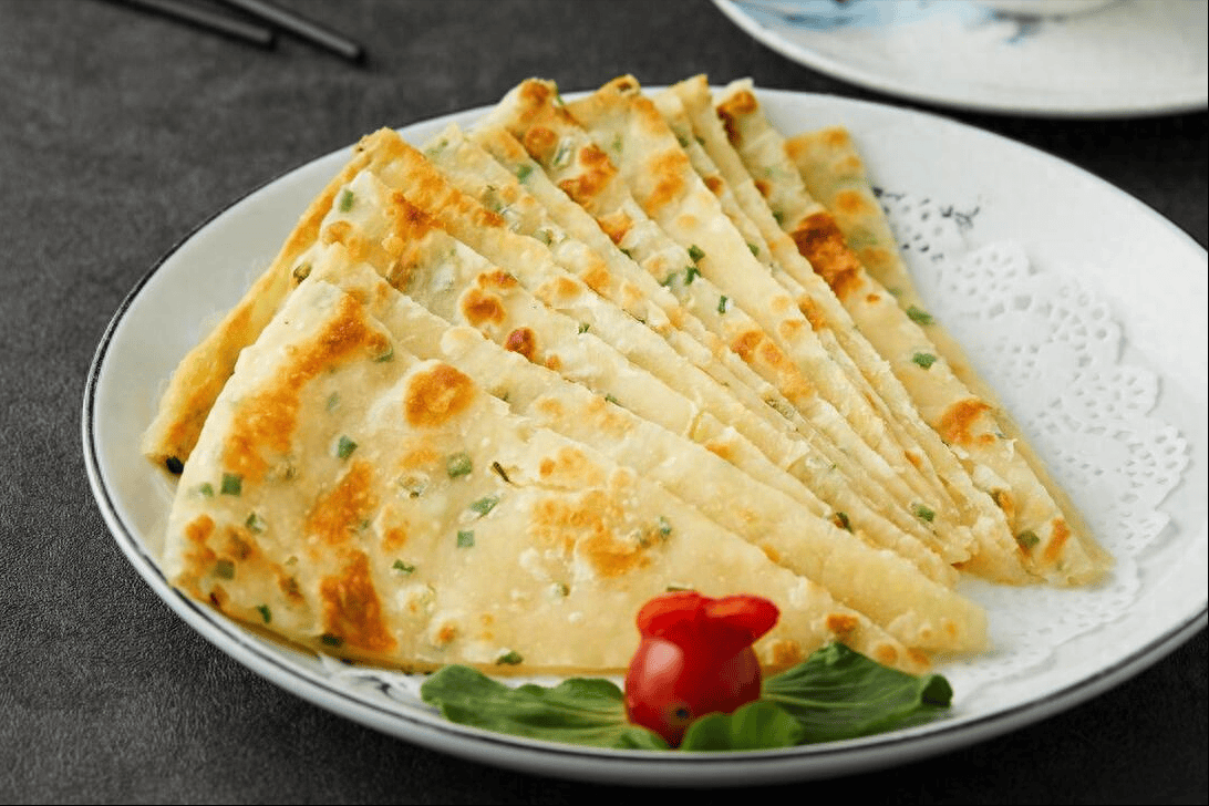 家常烙饼,用凉水还是开水?掌握这2点,柔软又多层,凉了也不硬