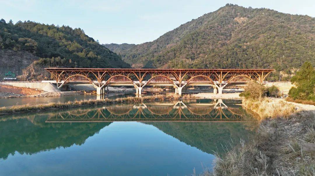 再添桥梁诺贝尔丨武夷山国家公园竹桥荣获亚瑟海顿奖