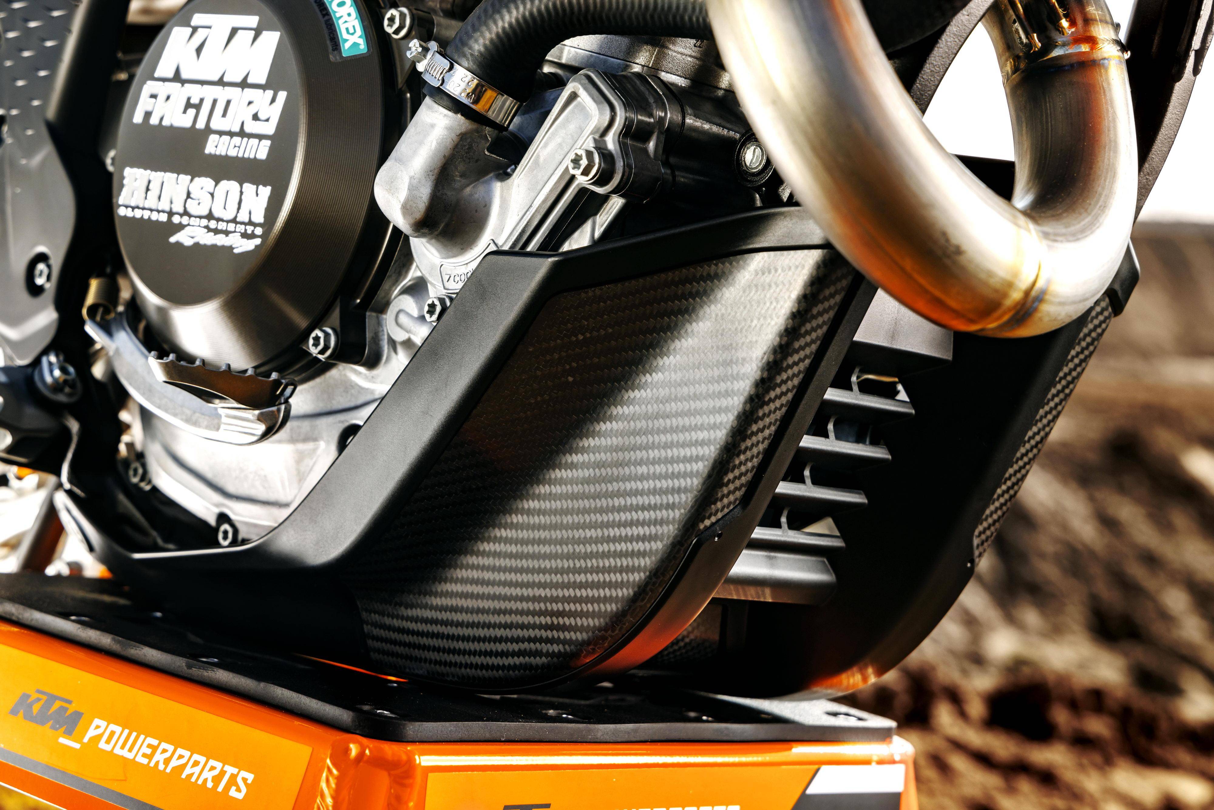 经过中期改进,ktm 2025 市售越野赛车 sx,sx-f 系列