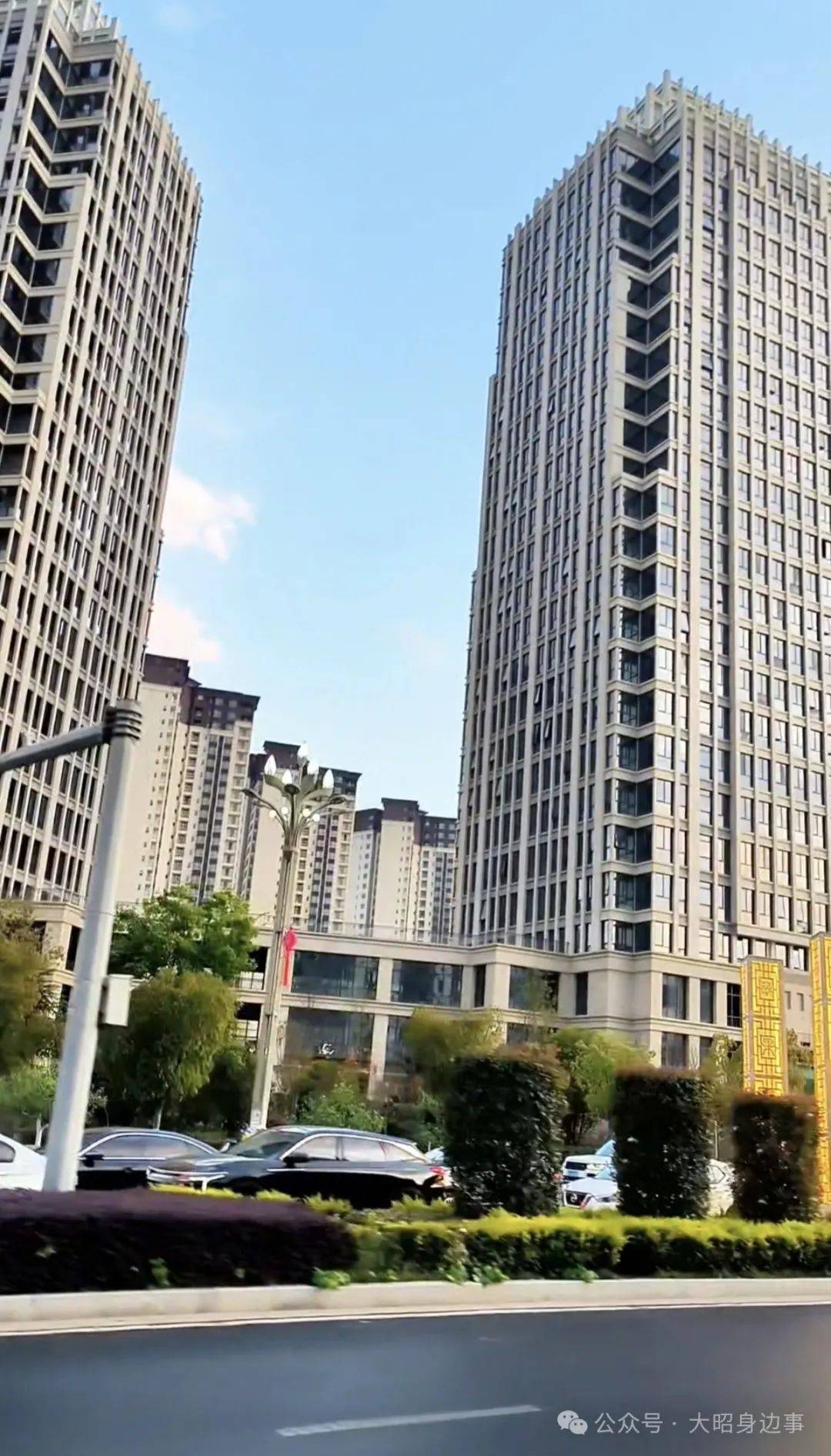 实拍昭通城北地标高楼