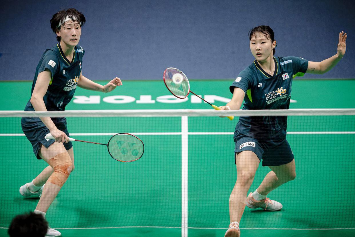 (体育)羽毛球——亚锦赛:刘圣书/谭宁无缘女双决赛