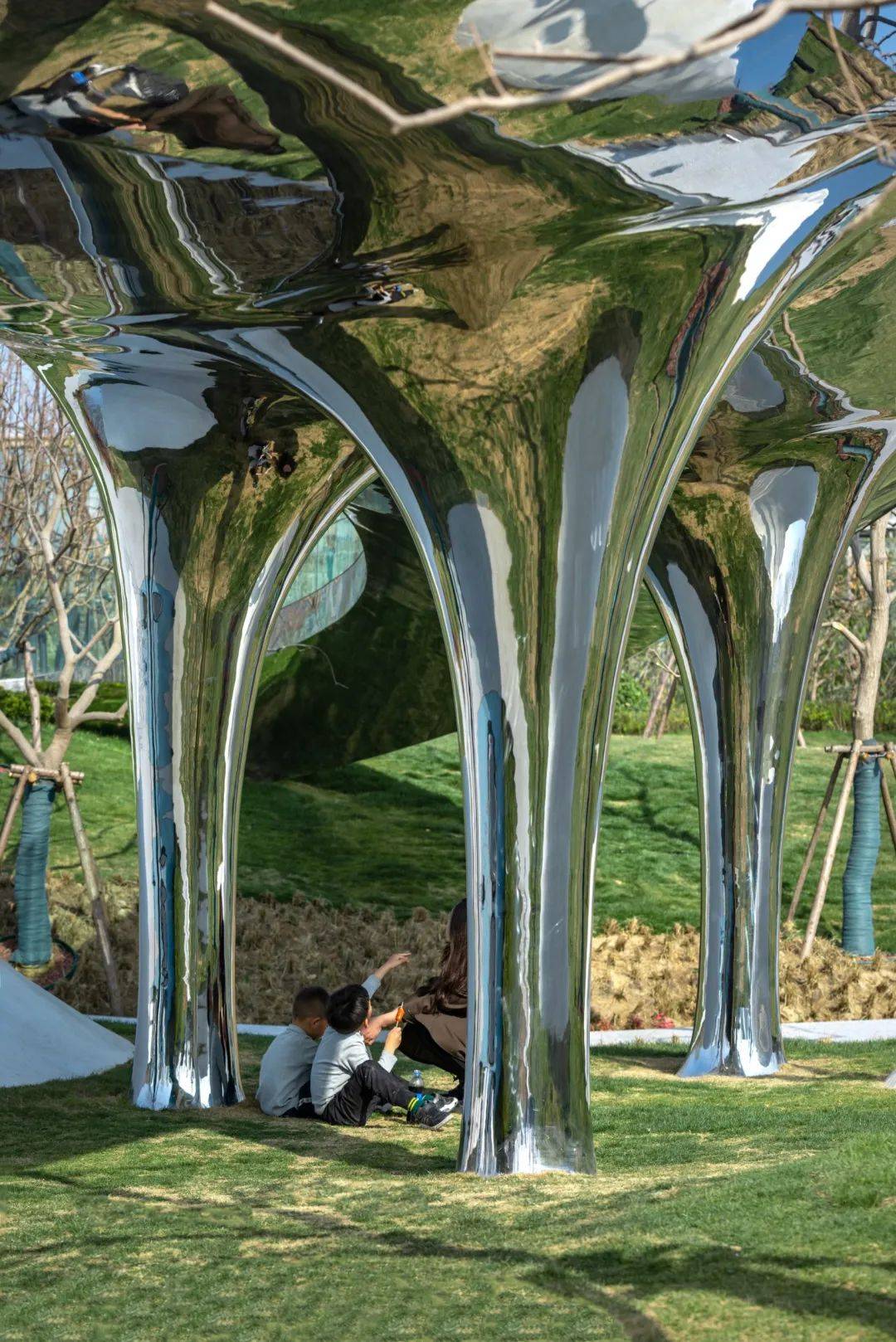 消融的景观镜面材料的极致呈现