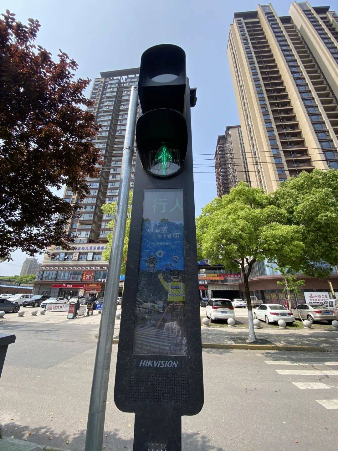 能抓拍有屏幕城区40个新型红绿灯现身街头分别在