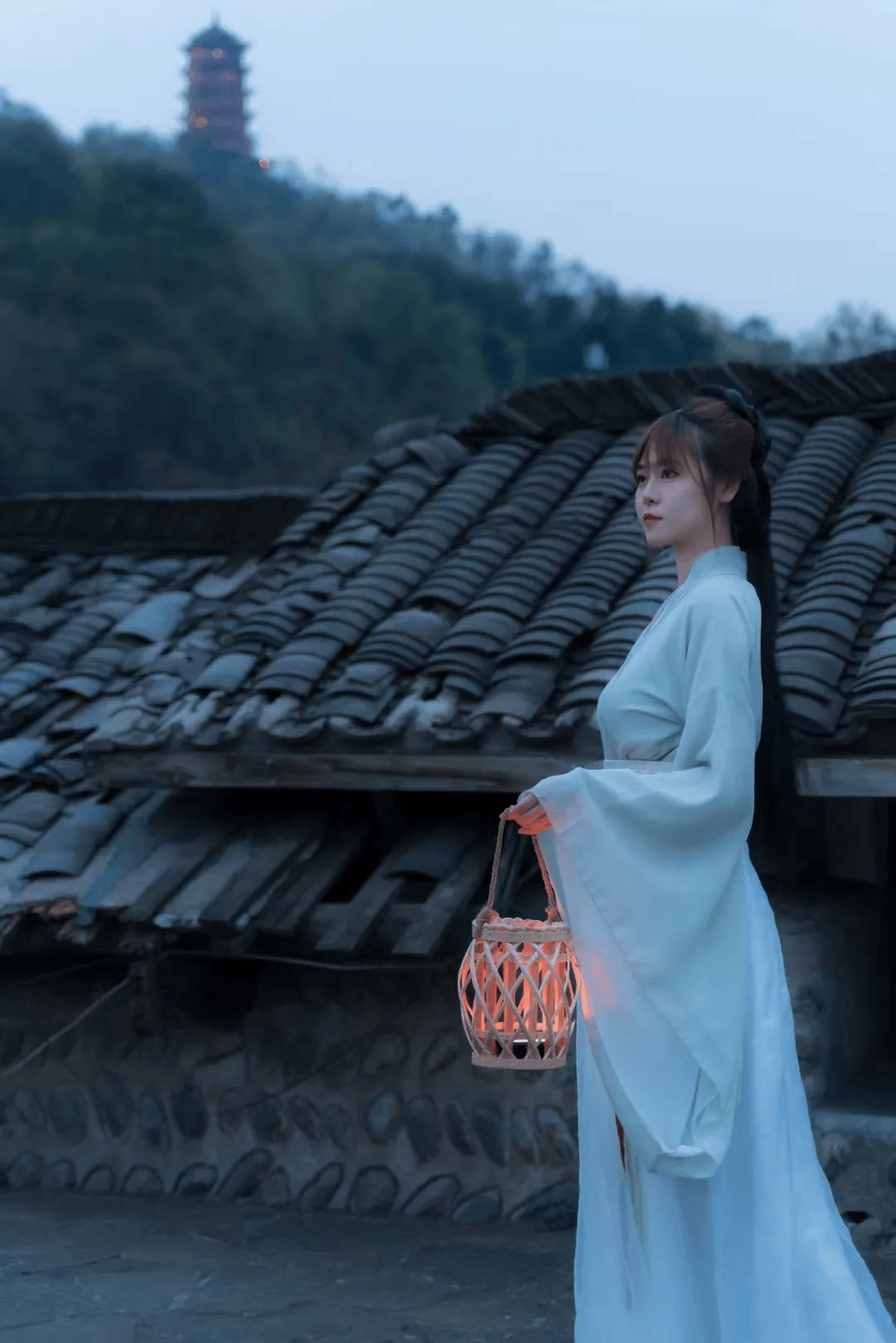 穿越时空古韵今风到都江堰开启一场沉浸式汉服之旅