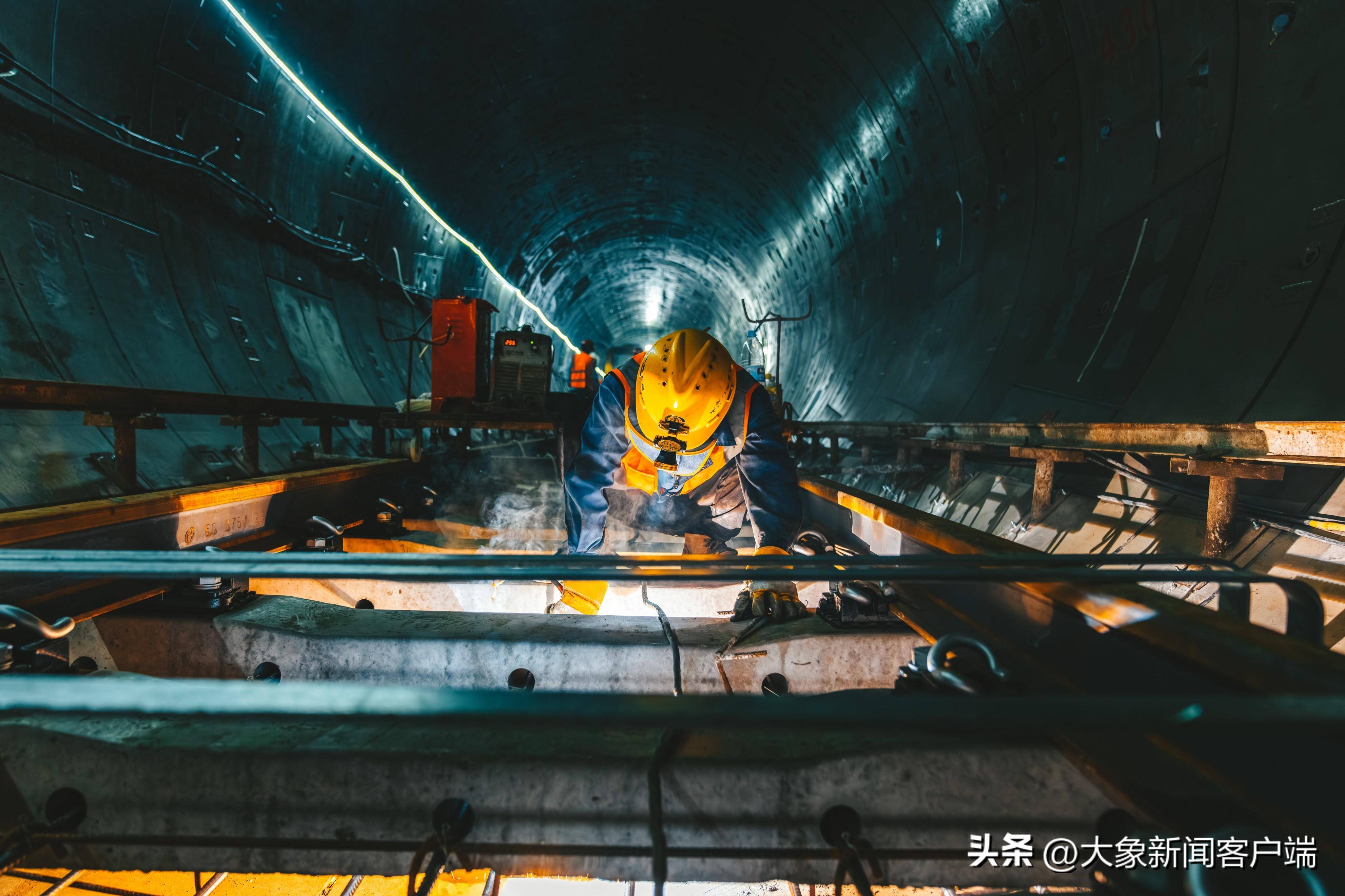 郑州地铁6号线东北段实现全线轨通