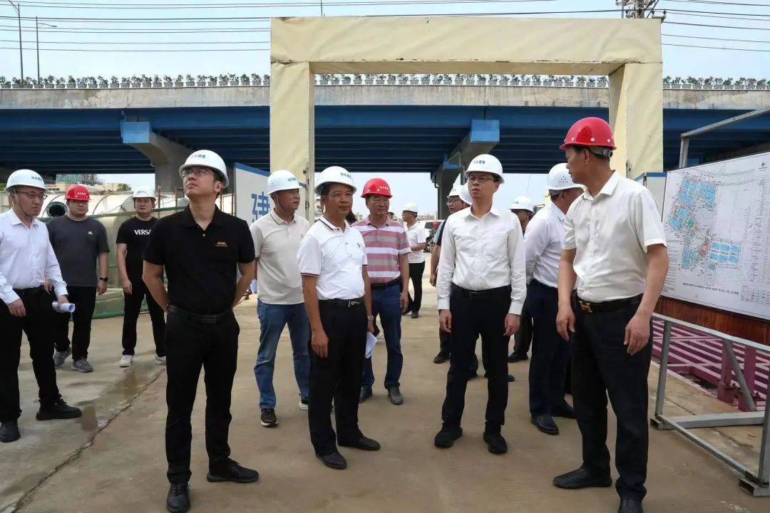 百千万工程张晓铿带队到两英镇调研协调推进龙岭工改
