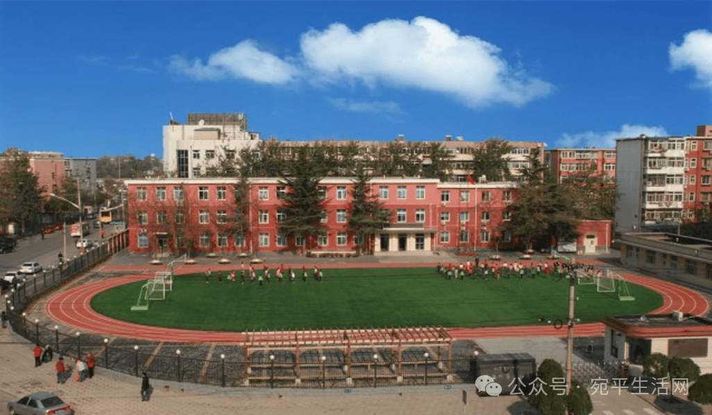 多图卢沟桥小学装修最新进展新校徽发布各校区名称和年级分配初步确定