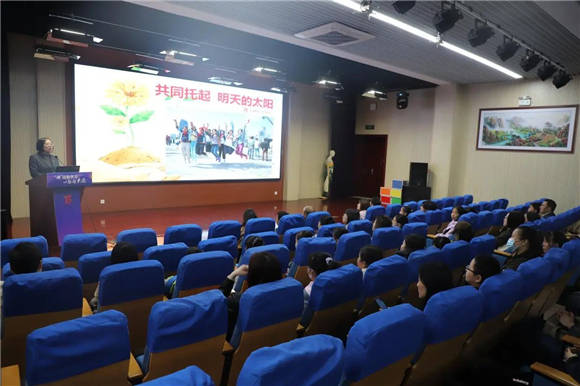 浦东陆行中学北校相约春日让教育润泽学生的生命2024校园开放日