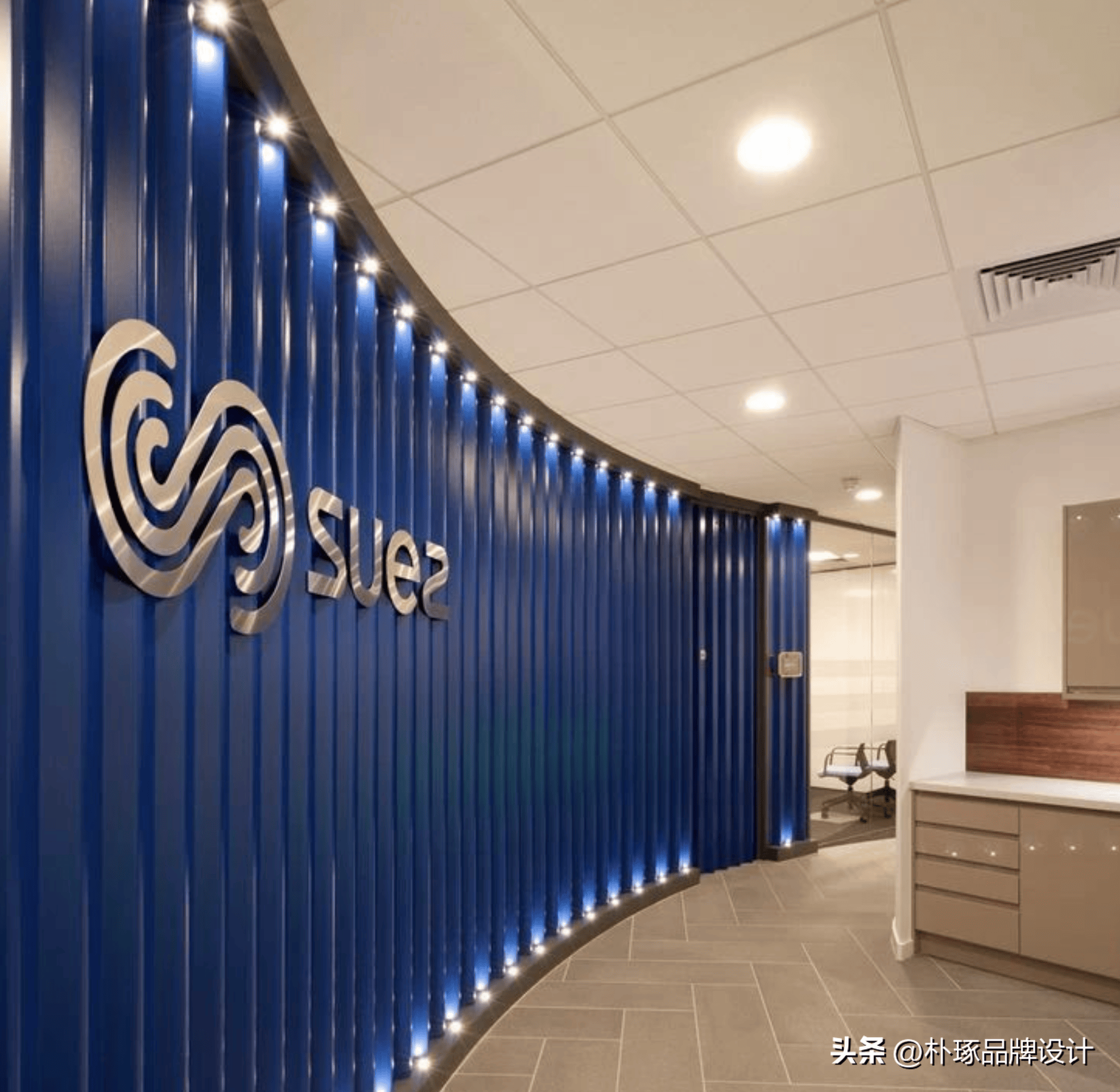 摆设全球视野logo墙创意