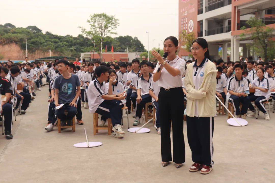 "文明交通 你我同行"交通安全宣传走进惠东县西枝江中学