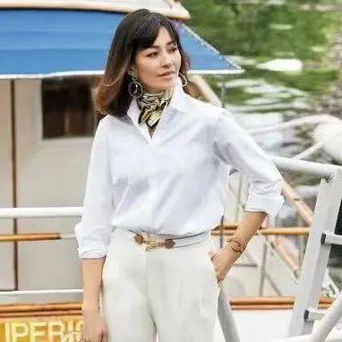 救命这四种衬衫丝巾搭配方案穿一辈子都不过时