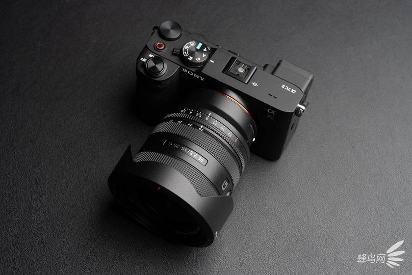 8大光圈轻量化超广变焦 索尼sel1625g评测_镜头_mm_设计的