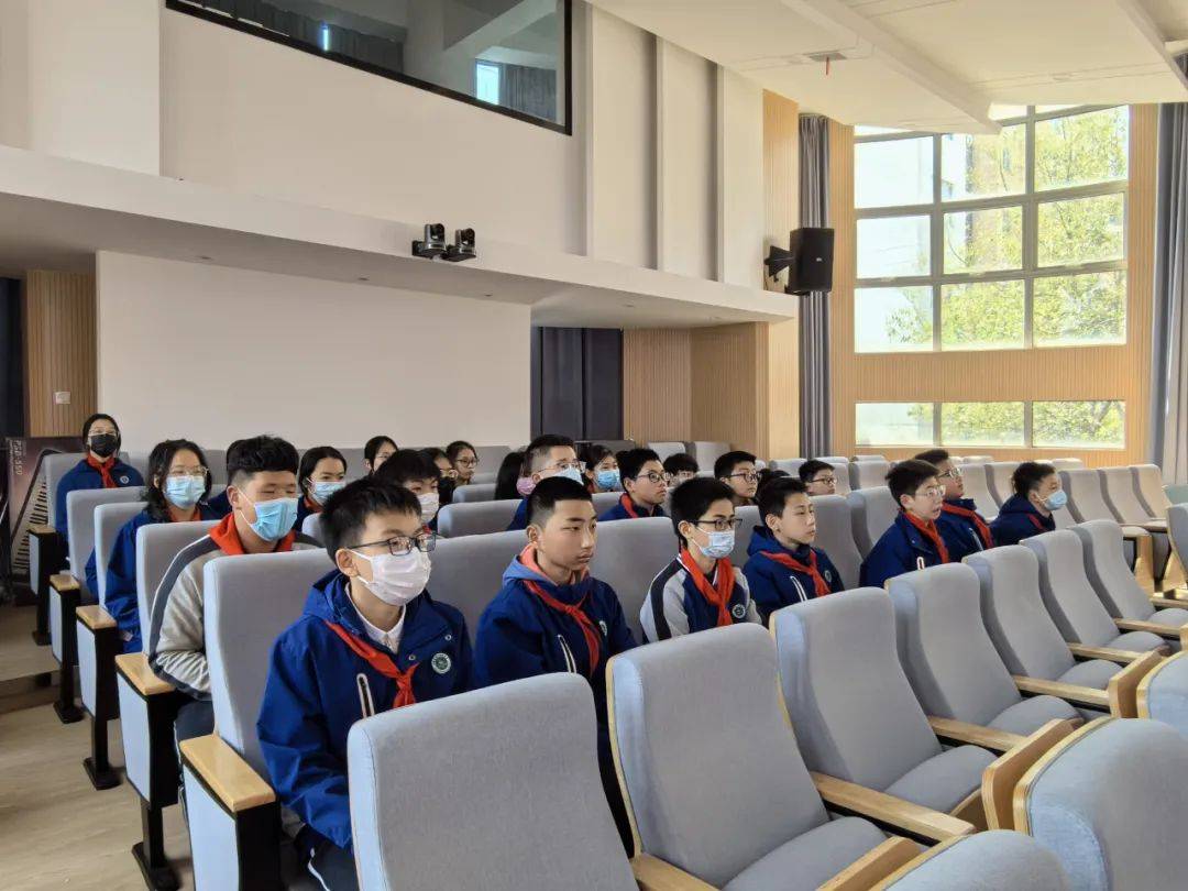 感受数学智慧成长上海市钟山初级中学数学学科月活动