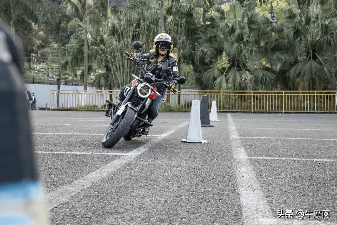 两万七千公里,气质依旧|新大洲本田运动复古cbf190tr旧车新骑_搜狐