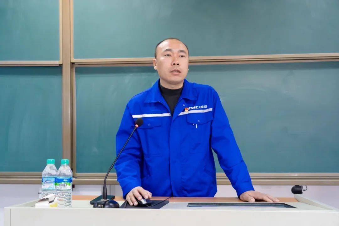 大连市劳模工匠创新智库专家王野为进一步提高焊接操作人员的实践技能