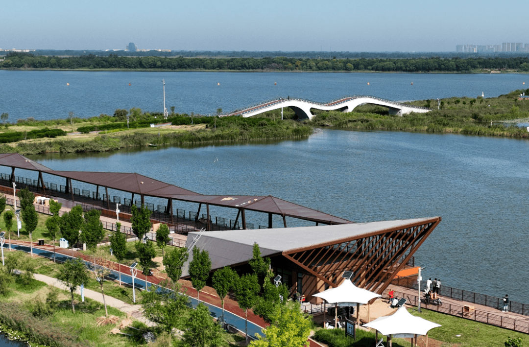 满屏都是春这些踏青线路带你深度领略湖城之韵